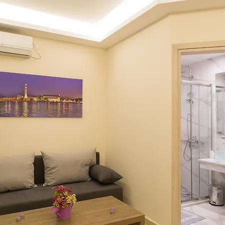 Apartament Laura House *